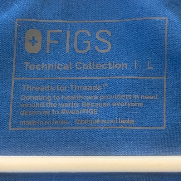 NWT FIGS Technical Collection Catarina One-Pocket Scrub Top - Picture 12 of 16